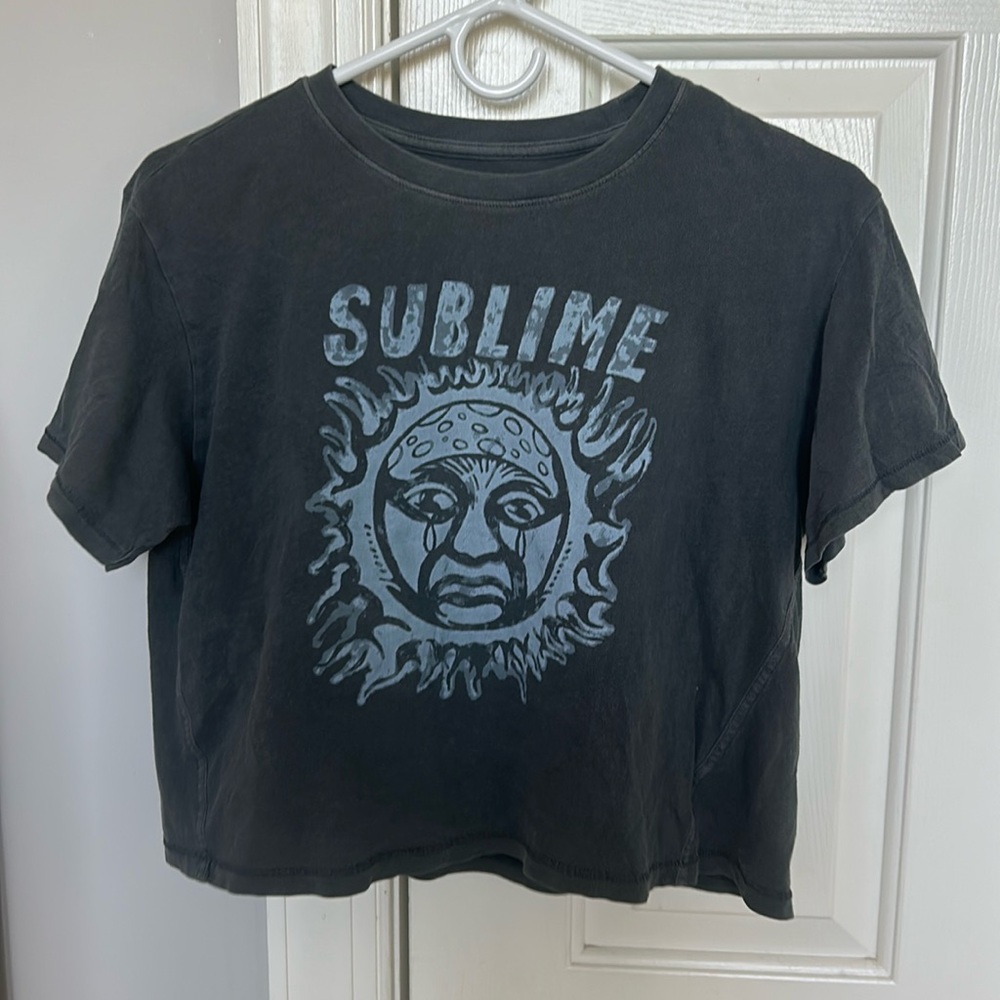 American Eagle sublime t shirt